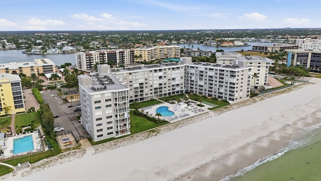 Building Photo - 3443 Gulf Shore Blvd N