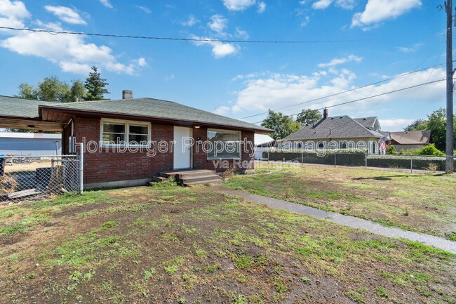 Building Photo - 1022 N Napa St