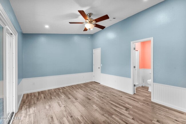 Building Photo - 1505 S Berthe Ave