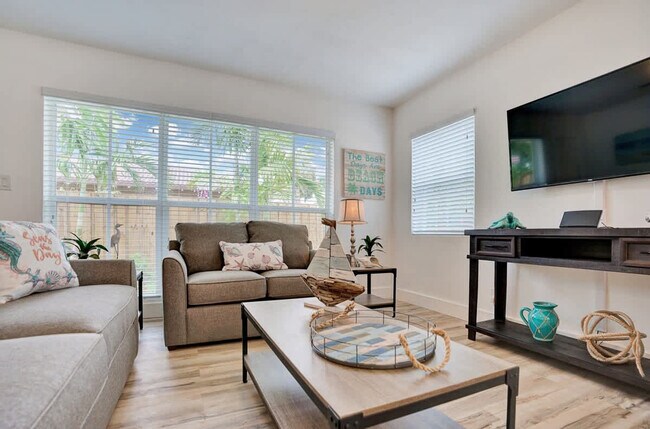 Building Photo - 3316 SE 4th St