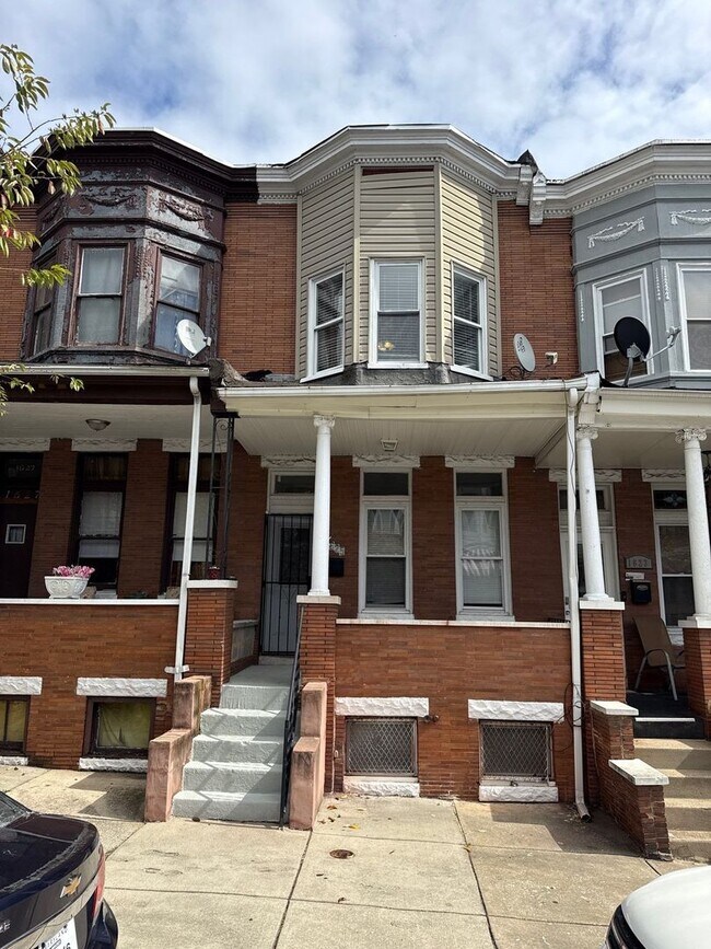 Primary Photo - Spacious 4 Bedroom House in Baltimore