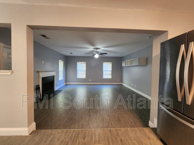 Building Photo - 2085 Winding Crossing Trail