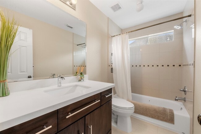 Building Photo - 3902 Lakeridge Canyon Dr