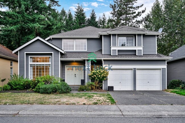 Building Photo - 3 BED & 2.5 BATH FOR RENT