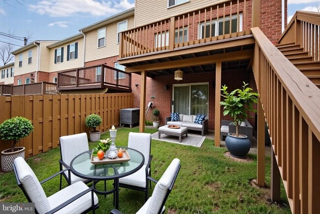 Building Photo - 8217 Township Dr