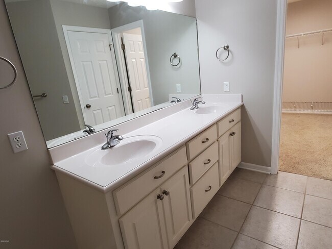 Building Photo - 3416 Harrison Ave