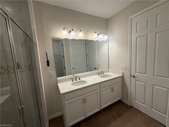 Building Photo - 1273 Enbrook Lp