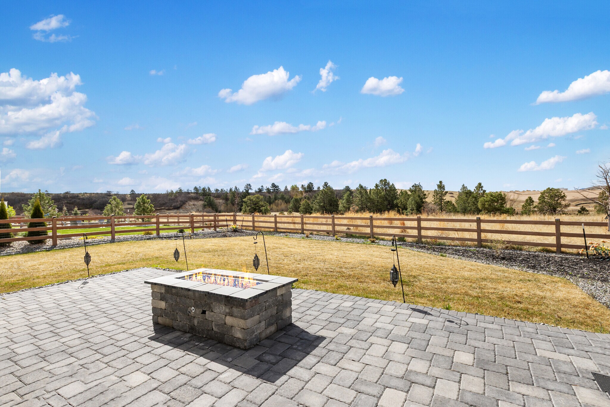 Building Photo - 2131 Seaglass St