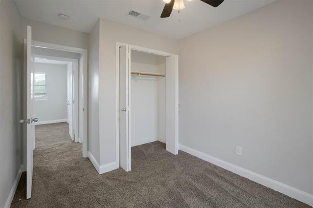 Building Photo - 2203 Sheraton Dr
