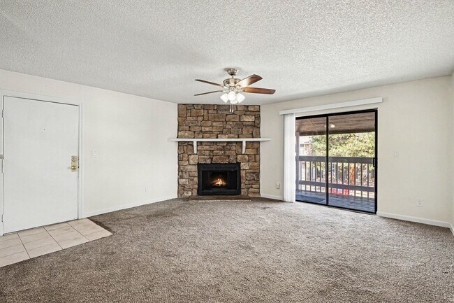 Building Photo - Your Next Home Has It All: 3 Bedrooms, 2 Baths & Double Parking!