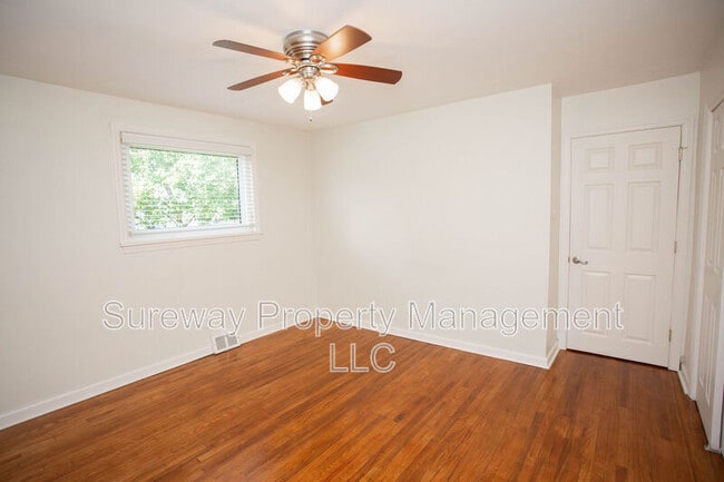 Building Photo - 104 Buckner Ave