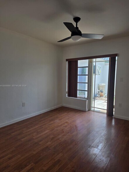 Building Photo - 8404 SW 102nd Pl