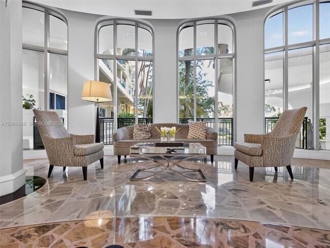 Building Photo - 2501 S Ocean Dr