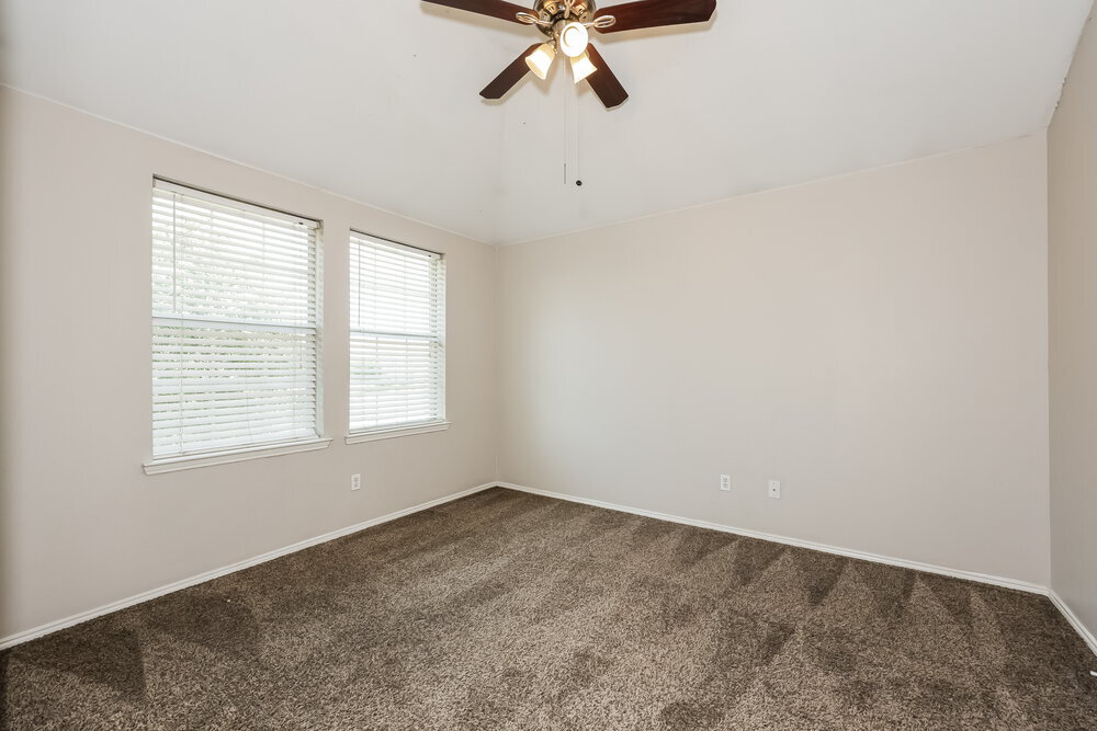 Building Photo - 9316 Liberty Crossing Dr