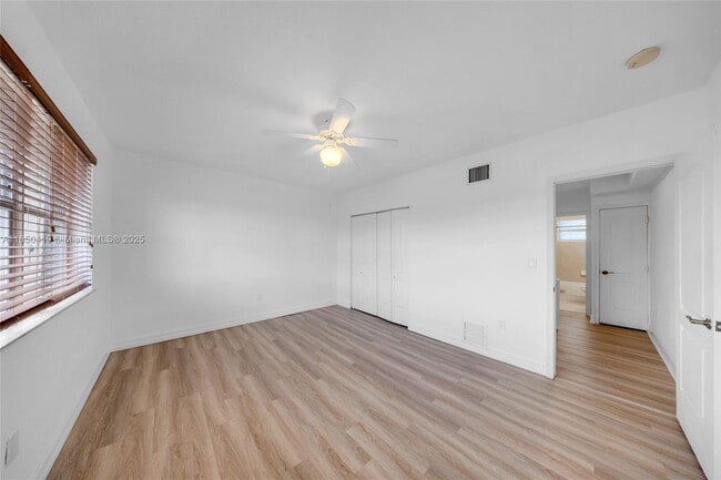 Building Photo - 7801 Hispanola Ave