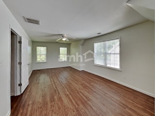 Building Photo - 107 W Cavendish Dr