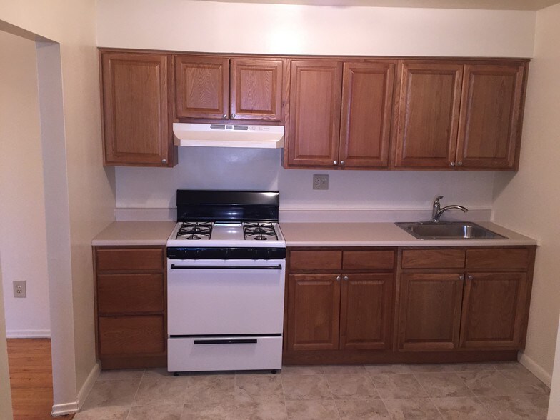 Greenwood Gardens 1300 Route 22 North Plainfield NJ 07060 Apartment