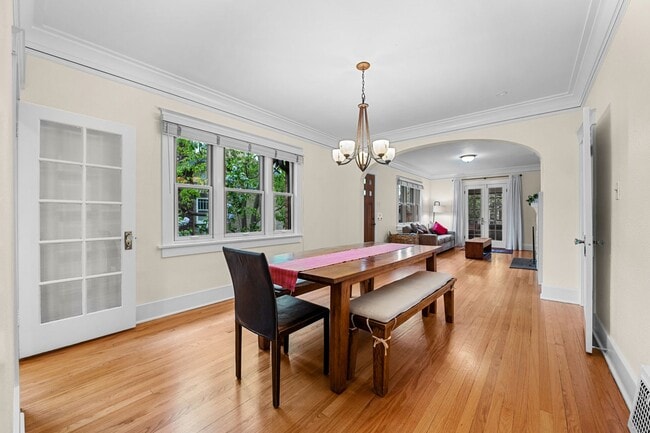Building Photo - Gorgeous Wash Park Bungalow!