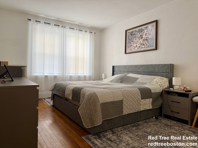 Building Photo - 90 Kilsyth Rd