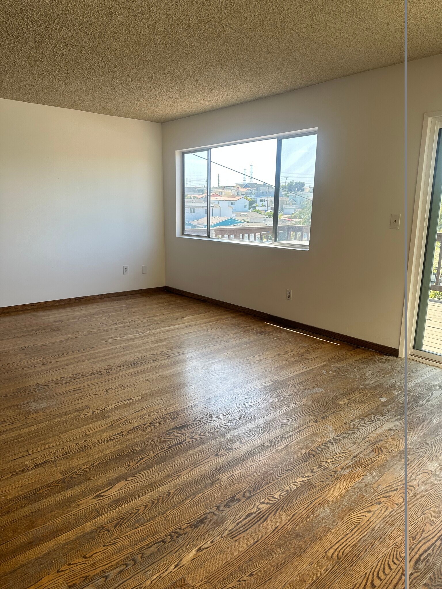 Building Photo - 1642 Carlson Ln