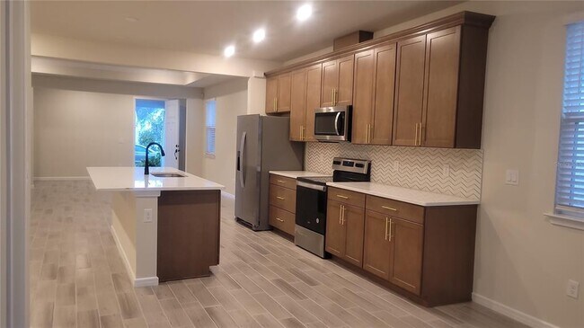 Building Photo - 6558 Rover Wy