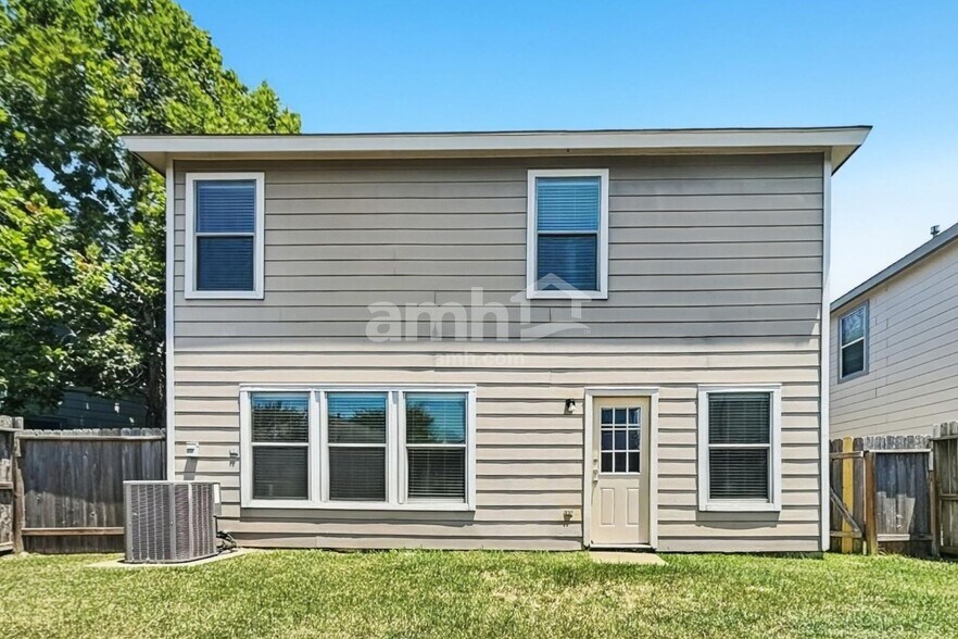 Building Photo - 16311 Hayesford Ln