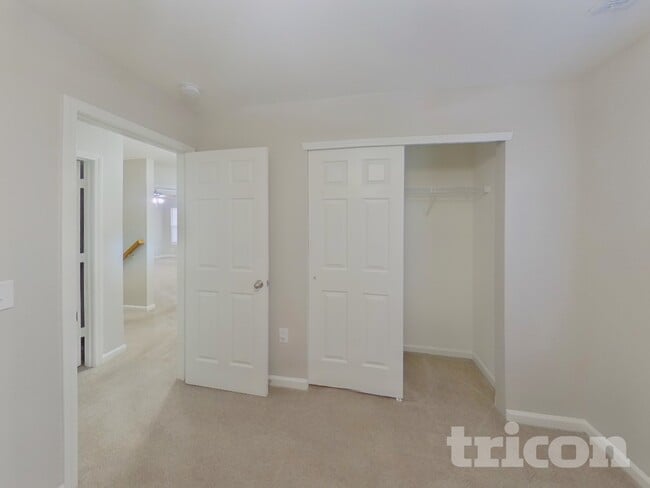 Building Photo - 238 Waterlemon Way