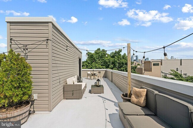 Building Photo - 2231 Earp St