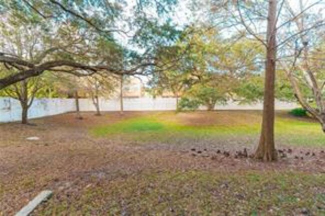 Building Photo - 3133 Bayshore Oaks Dr