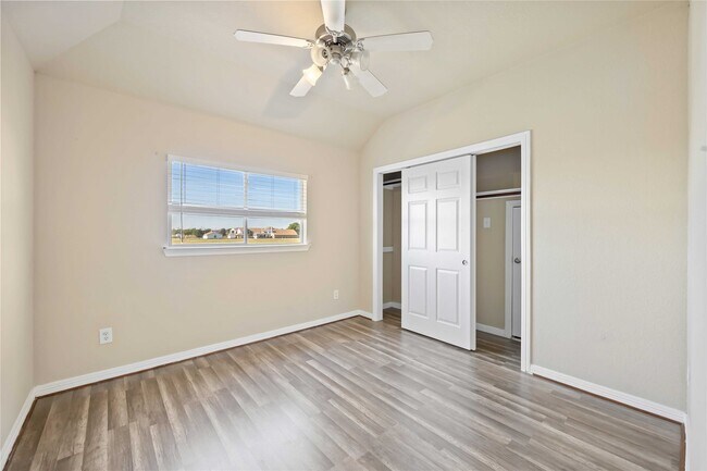 Building Photo - 6303 Atlasridge Dr