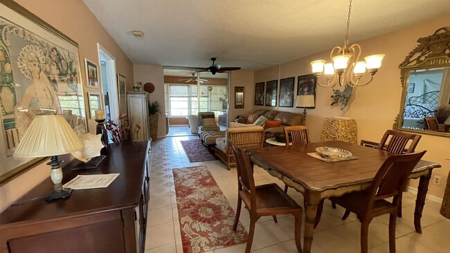 Building Photo - 14623 Bonaire Blvd