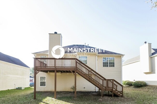 Building Photo - 4 Bedroom Pet-Friendly Home in Powder Springs, GA with Main Street Renewal