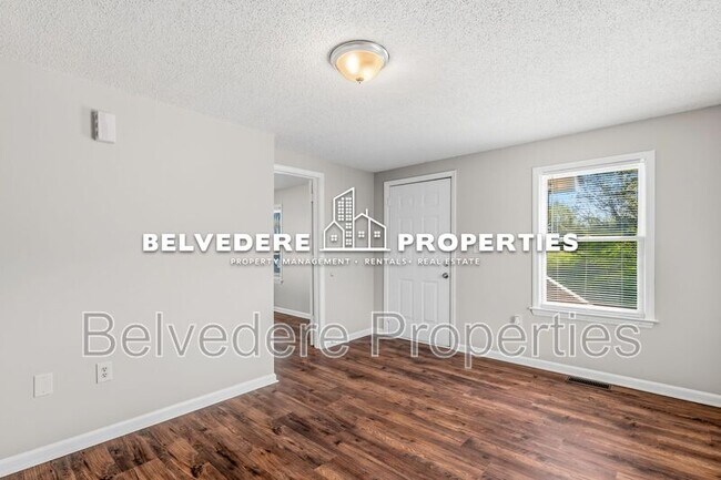 Building Photo - 110 S Raleigh St