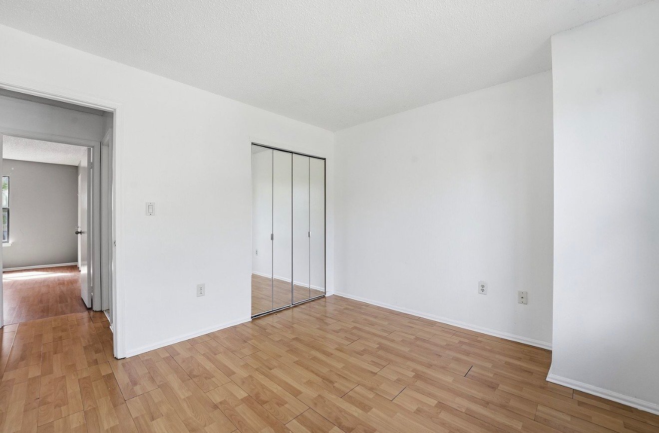 Building Photo - 2 Veros Ln