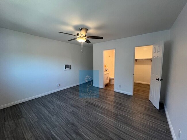 Building Photo - 2979 W 235th St