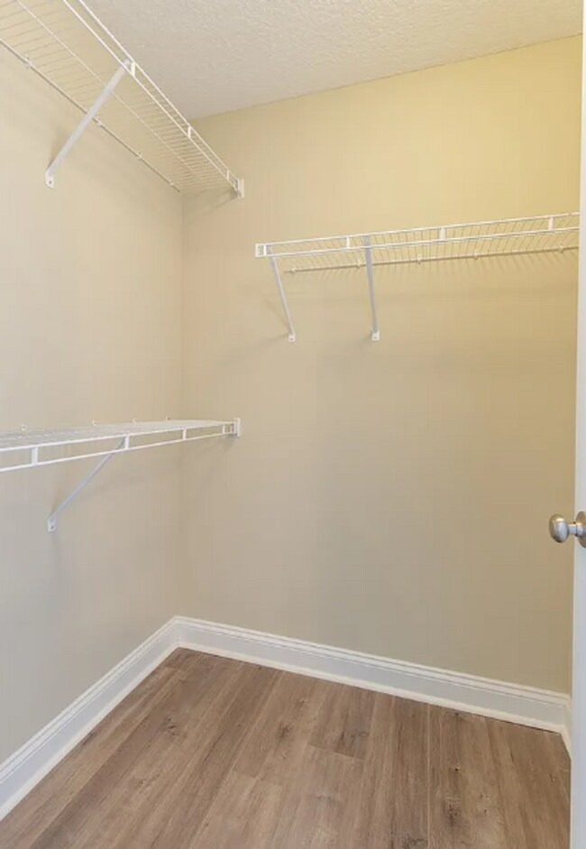Building Photo - 4316 Summer Hill Pl