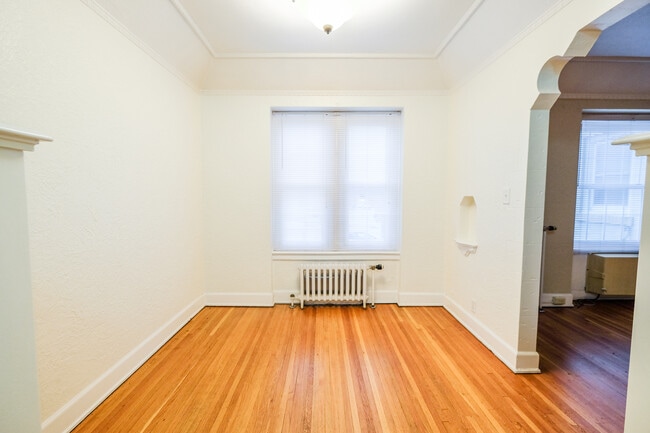 1 Bedroom - The Granada