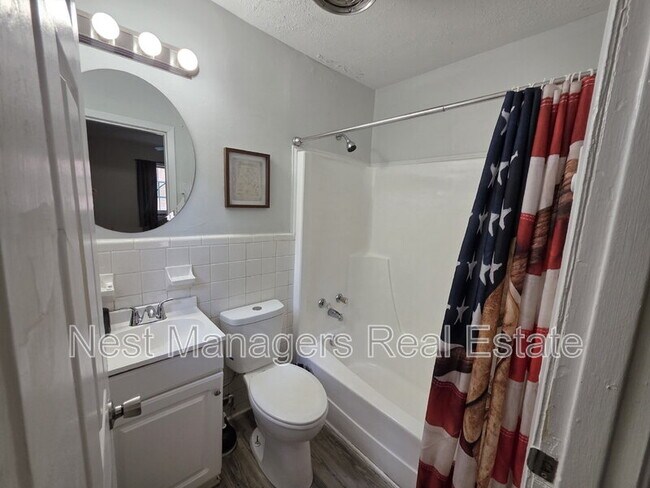 Building Photo - 812 Pilot