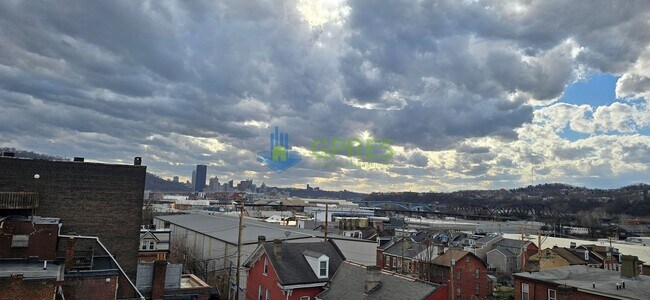 Building Photo - 3725 Butler St