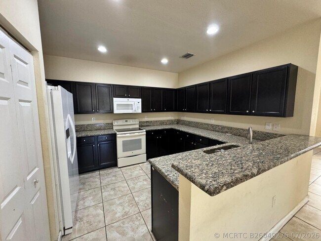 Building Photo - 9136 SW 227th Terrace