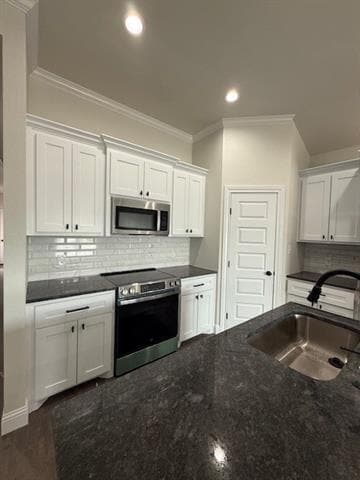 Building Photo - 6984 Nitin Way