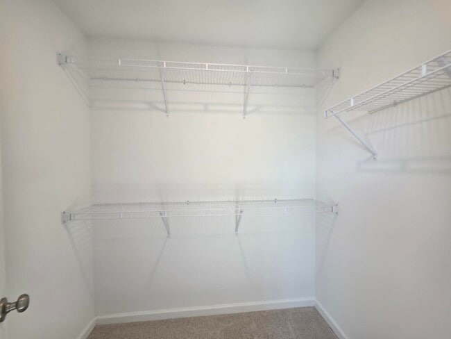 Building Photo - 222 Clement Lp