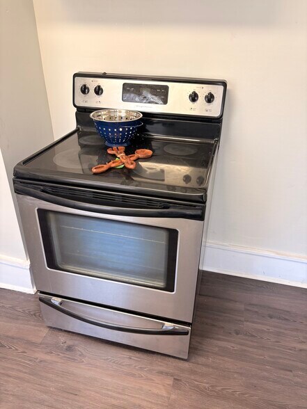 Building Photo - 2720 Ensley 5 Points W Ave