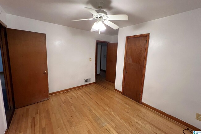 Building Photo - 117 Lawson Dr