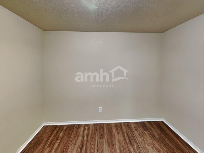 Building Photo - 854 W 1300 N