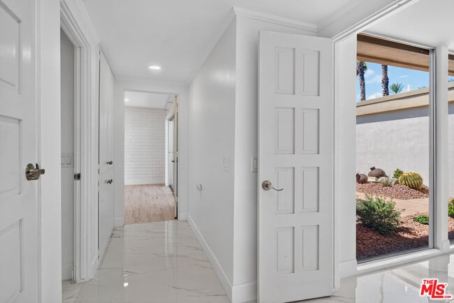 Building Photo - 75562 Camino De Plata N