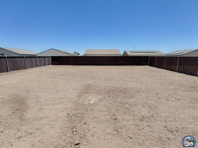 Building Photo - 475 Palomino Ct