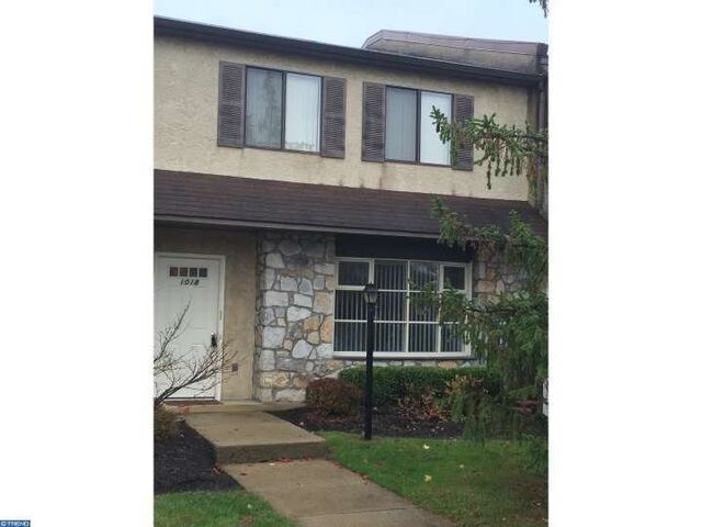 Building Photo - 1018 Gum Pl