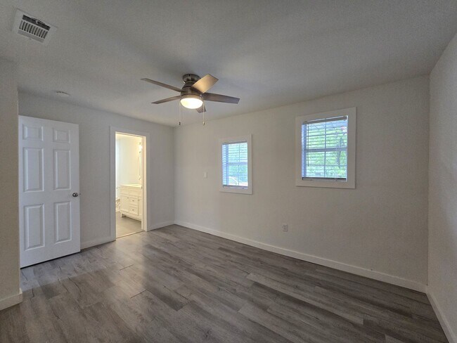 Building Photo - 202 Marston St