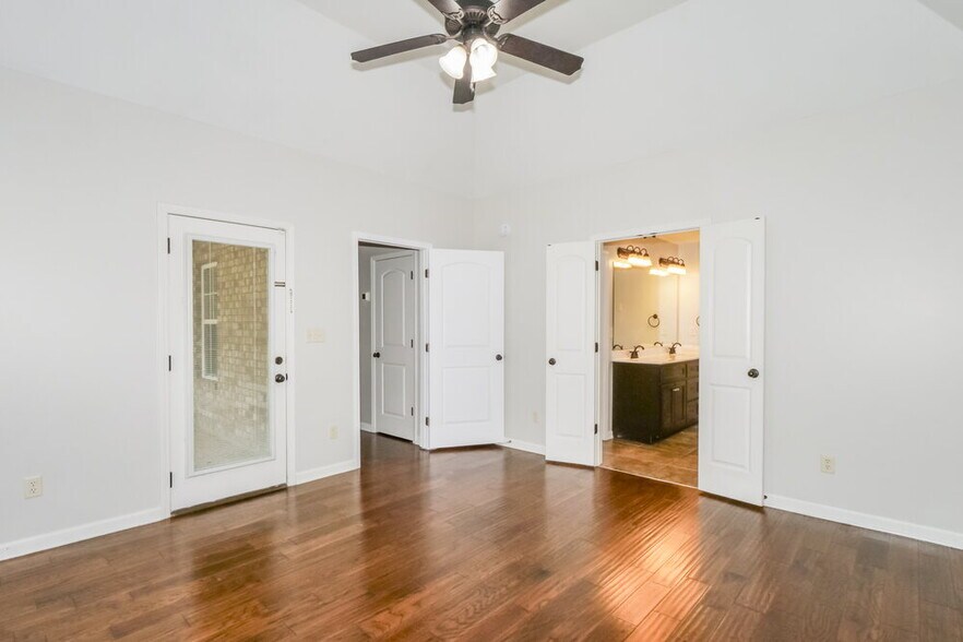 Building Photo - 3620 Harvest Tree Dr